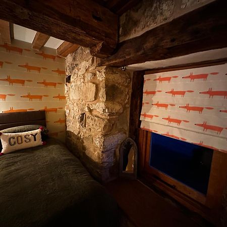 The Cowshed Bed & Breakfast Llangollen Bagian luar foto